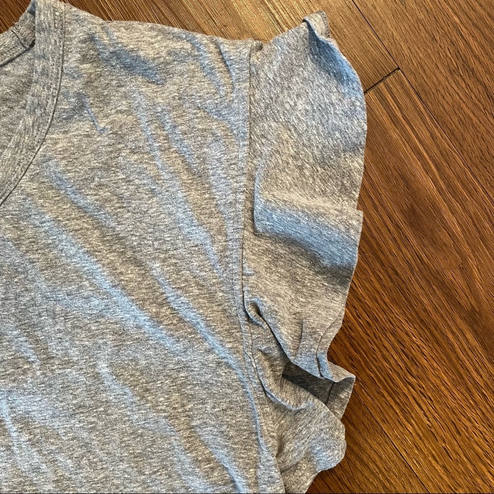 LOFT Gray Ruffle Sleeve Tee - Picture 3 of 4